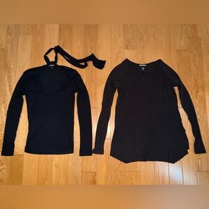 bundle of 2 long sleeve tops